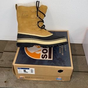 SOREL CARIBOU SEARLING men’s boot size 9  NWT NIB